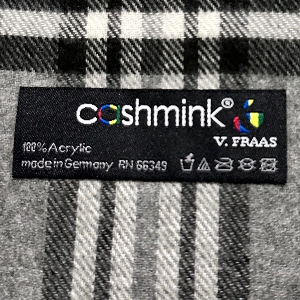 🧣Unisex CaSHMINK V. FRAAS 100% Acrylic Scarf (11” X 66”)